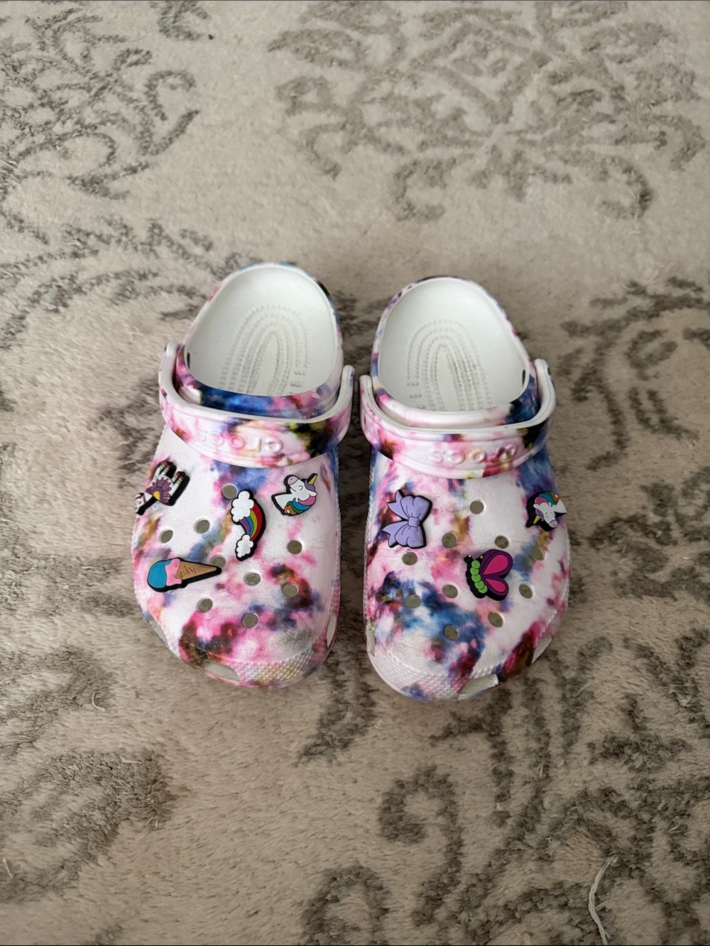 Crocs Tie-Dye Clog Shoes with Charms - Pink/Blue/White